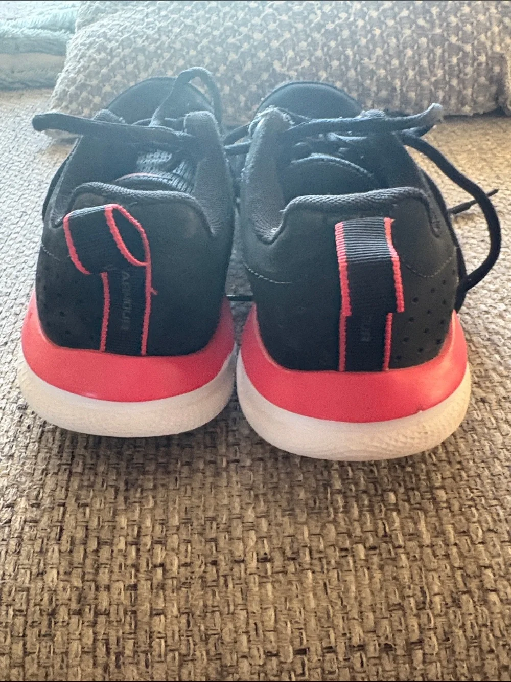 Under Armour Sneakers